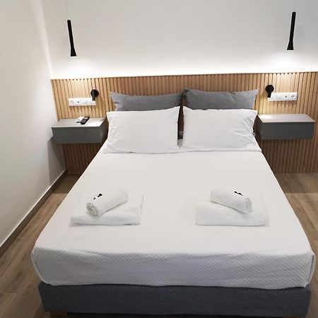 Platon Stylish Apartment เอเธนส์ ภายนอก รูปภาพ