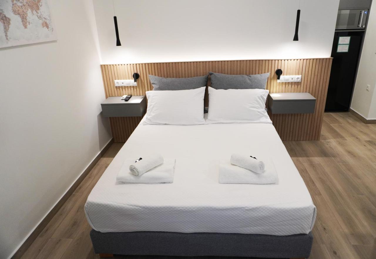 Platon Stylish Apartment เอเธนส์ ภายนอก รูปภาพ